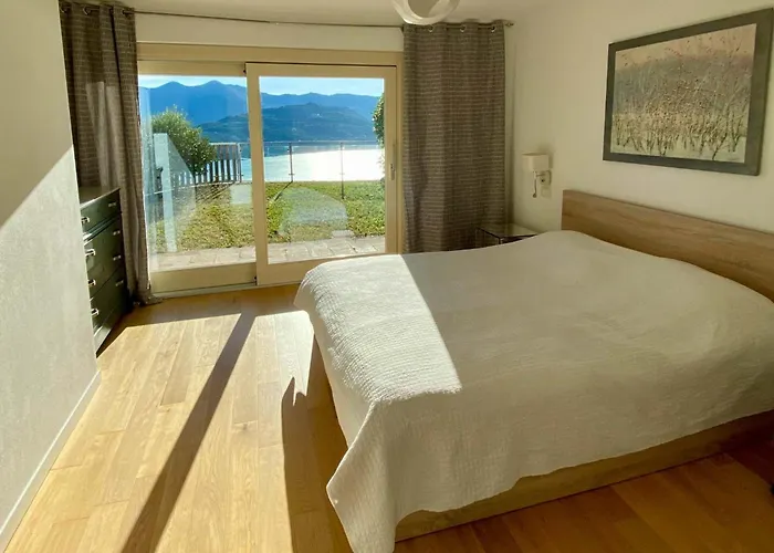 'corinth' Mit Gemeinschaftspool By Interhome