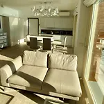 아파트 'corinth' Mit Gemeinschaftspool By Interhome *