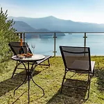 'corinth' Mit Gemeinschaftspool By Interhome Parzanica
