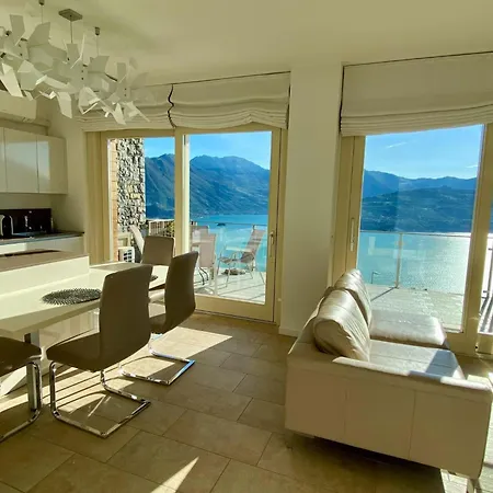 'corinth' Mit Gemeinschaftspool By Interhome 아파트 *